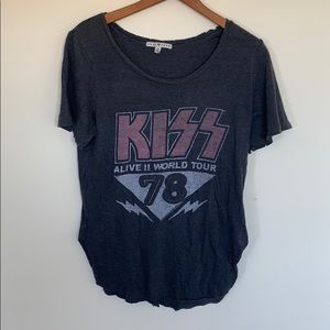 JUNK FOOD | kiss tee